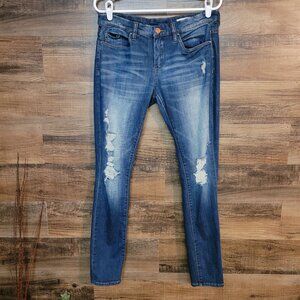 Blank NYC Jeans Size 28 Skinny Classique Mid Rise Ripped Medium Light Wash